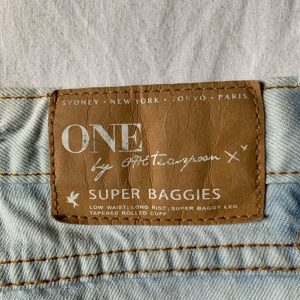 Jeans - Picture 6 of 6